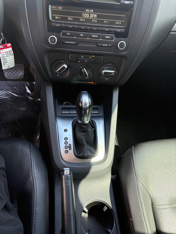 2013 Volkswagen Jetta Image 13