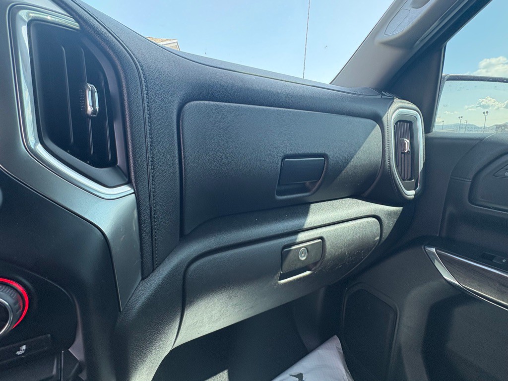 2019 Chevrolet Silverado 1500 Image 17