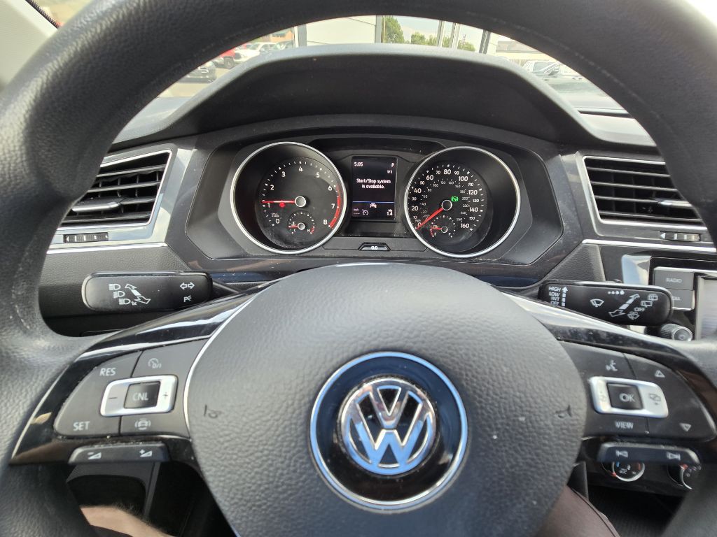 2021 Volkswagen Tiguan Image 14