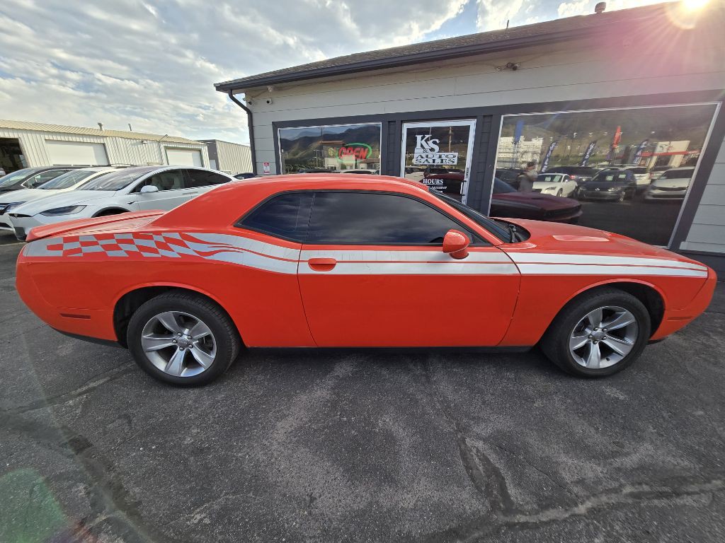 2020 Dodge Challenger Image 2