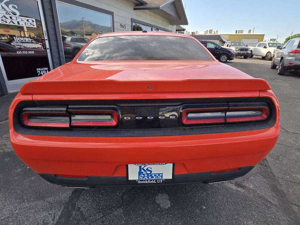 2020 Dodge Challenger Image 4