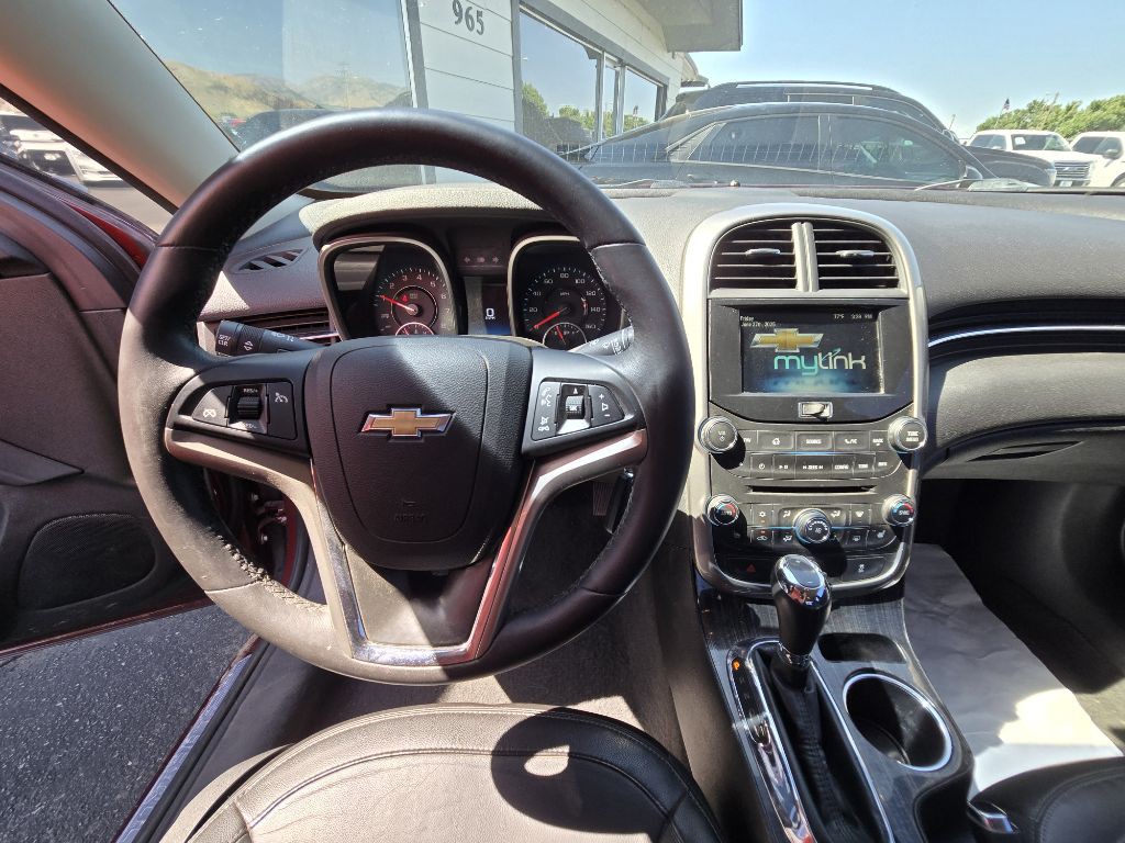 2016 Chevrolet Malibu Image 11