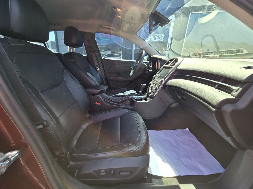 2016 Chevrolet Malibu Image 21
