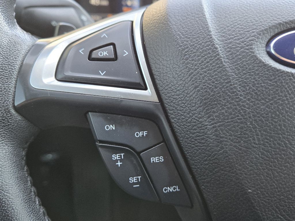 2017 Ford Fusion Image 15