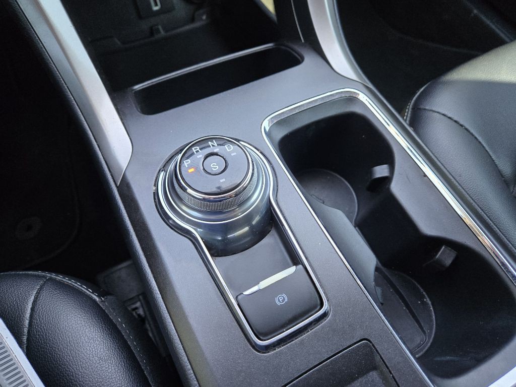2017 Ford Fusion Image 21