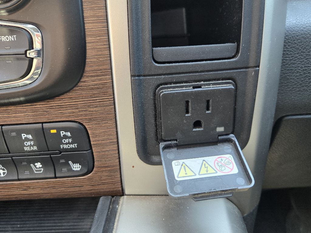 2015 RAM 1500 Image 19