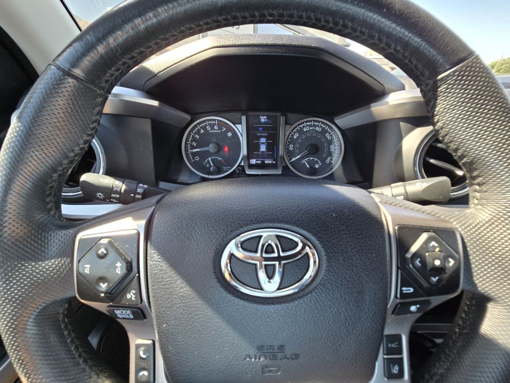 2023 Toyota Tacoma Image 12