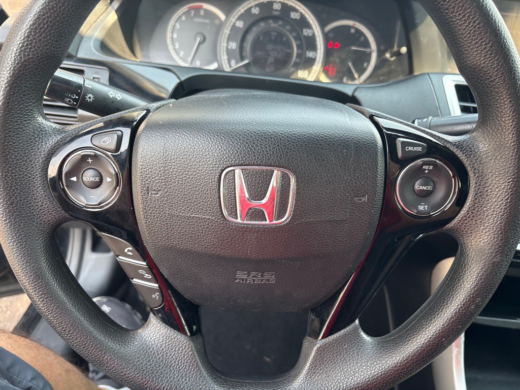 2017 Honda Accord Image 7