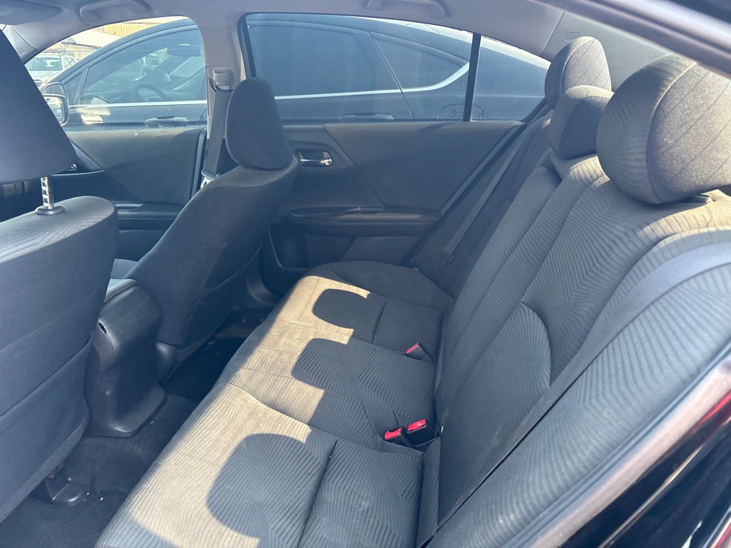 2017 Honda Accord Image 11