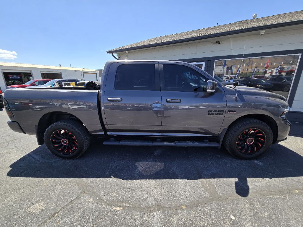 2017 RAM 1500 Image 2
