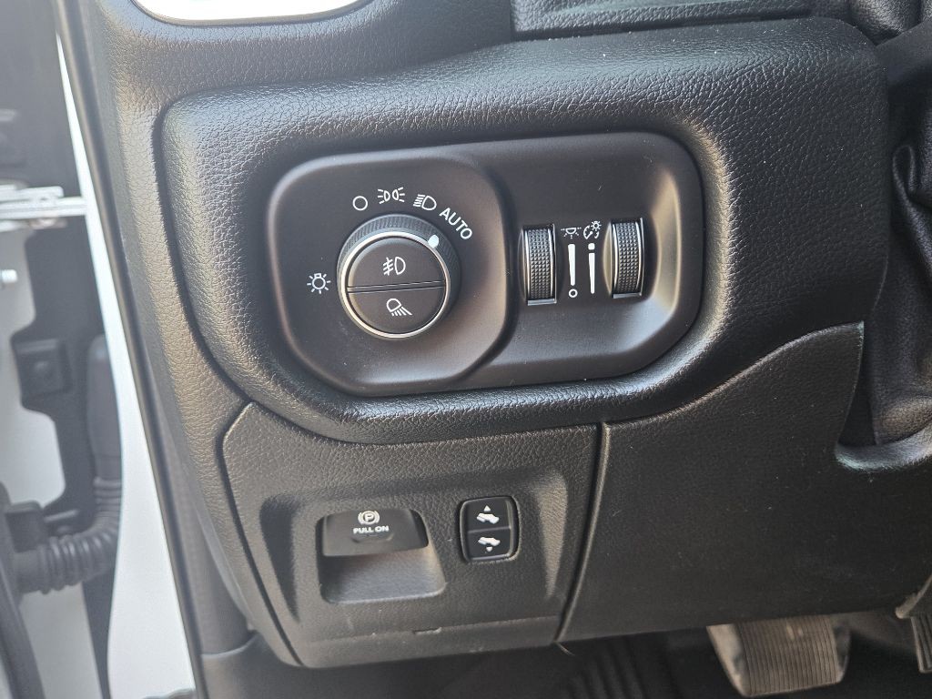2020 RAM 1500 Image 14