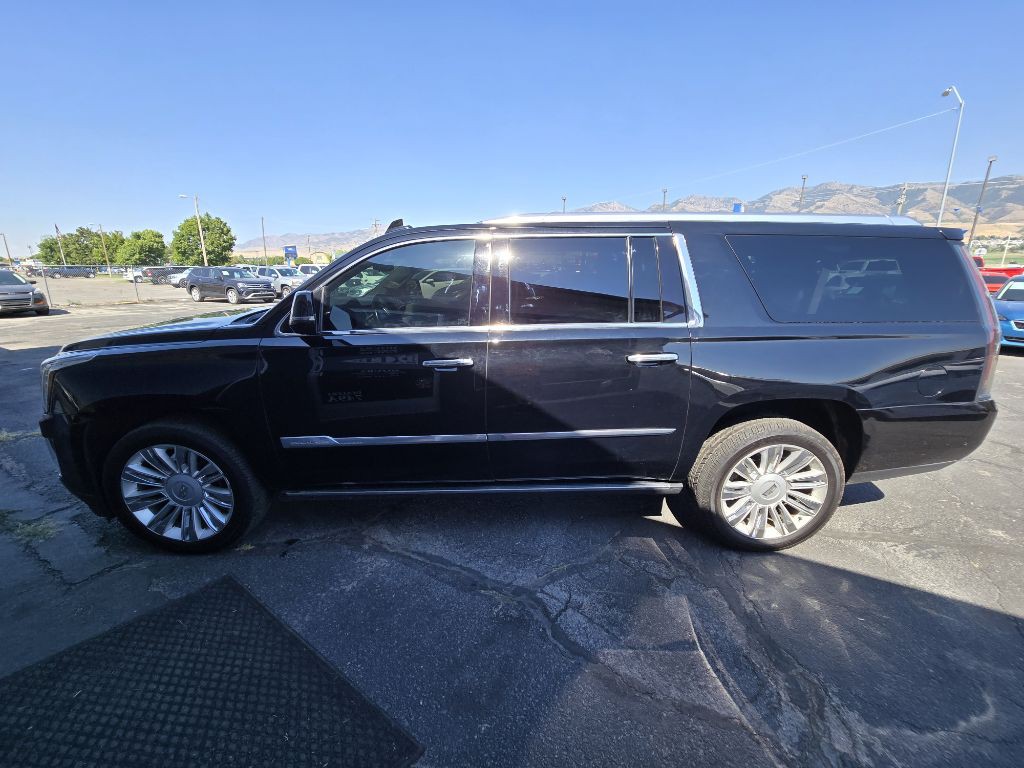 2019 Cadillac Escalade Image 6