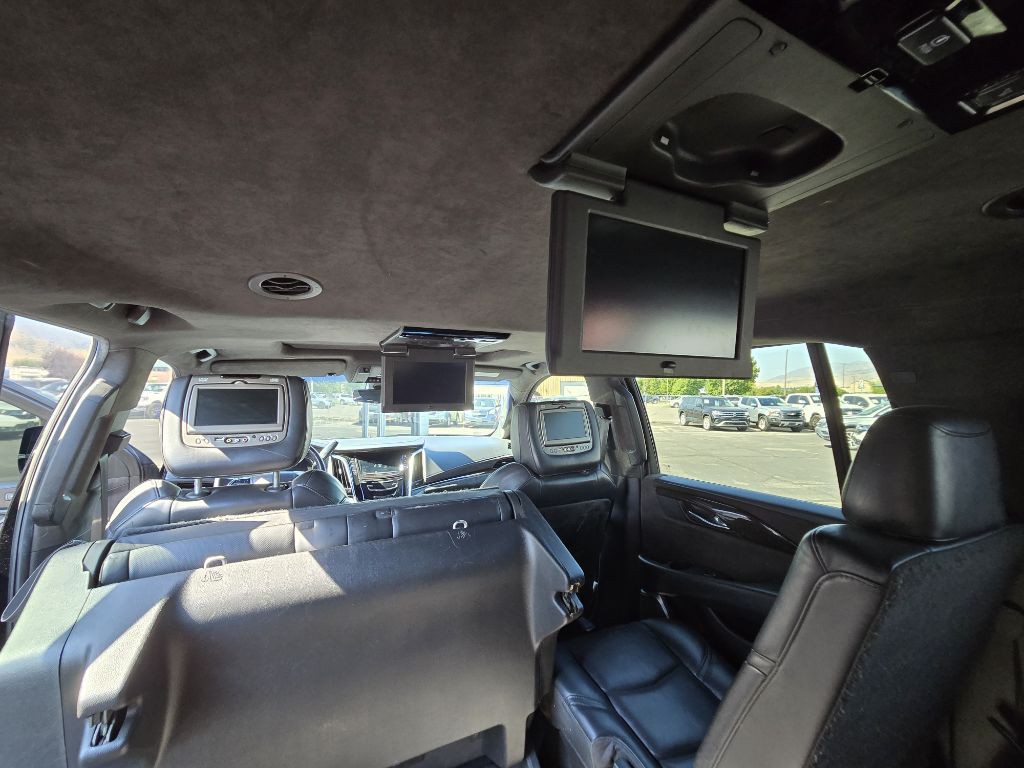 2019 Cadillac Escalade Image 31
