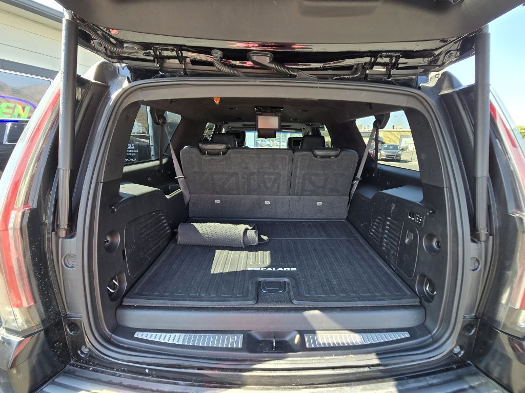 2019 Cadillac Escalade Image 32