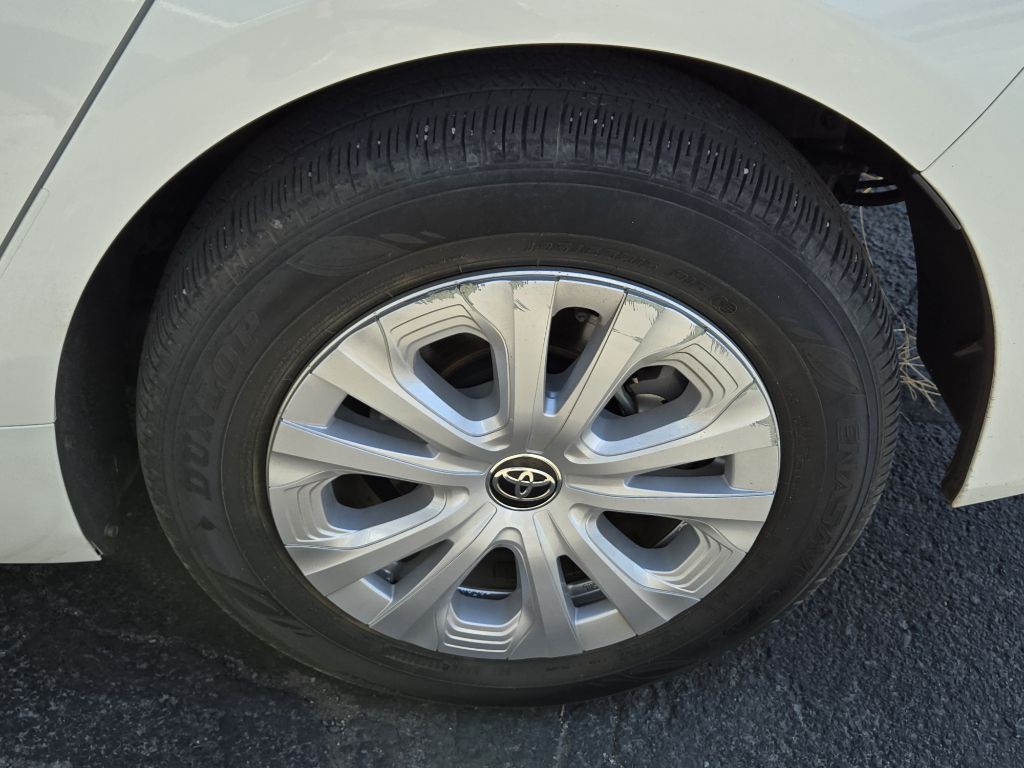 2020 Toyota Prius Image 9