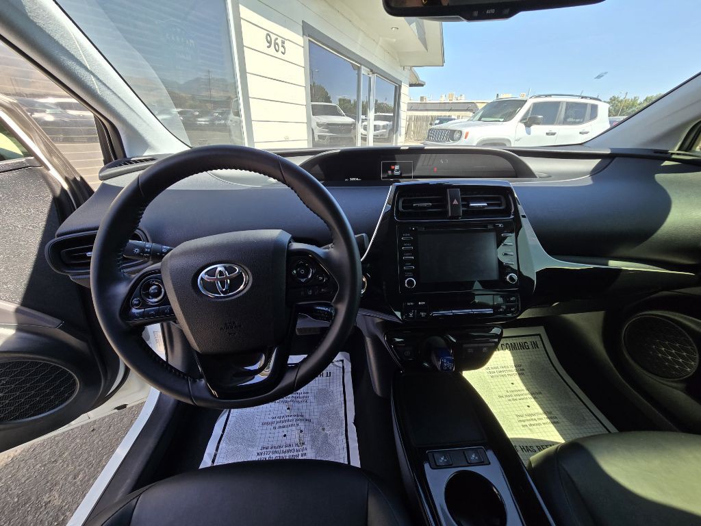 2020 Toyota Prius Image 12