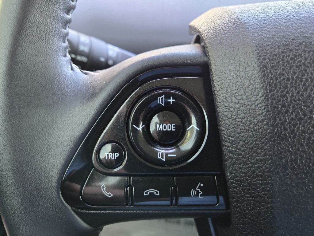 2020 Toyota Prius Image 14