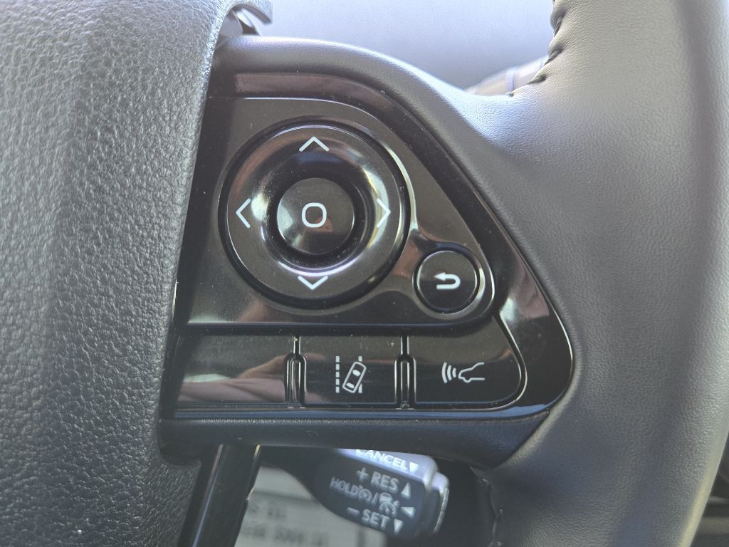 2020 Toyota Prius Image 15