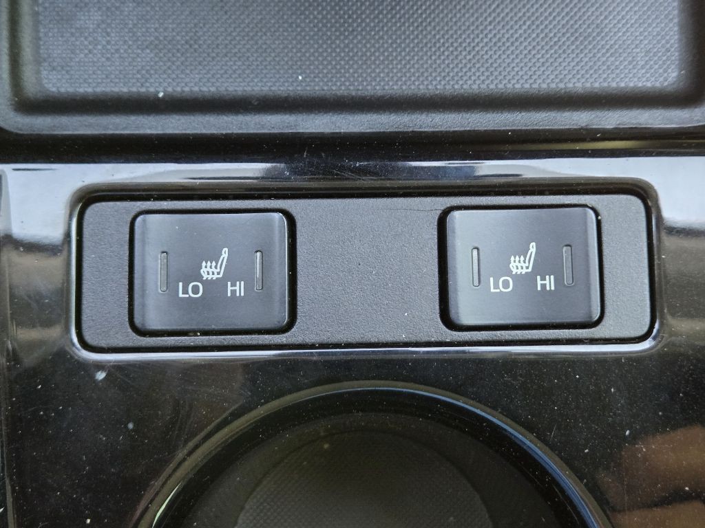 2020 Toyota Prius Image 20