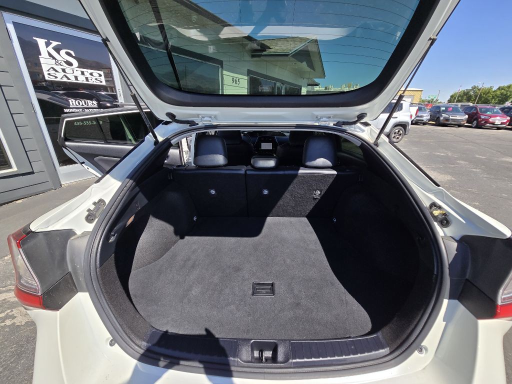 2020 Toyota Prius Image 23