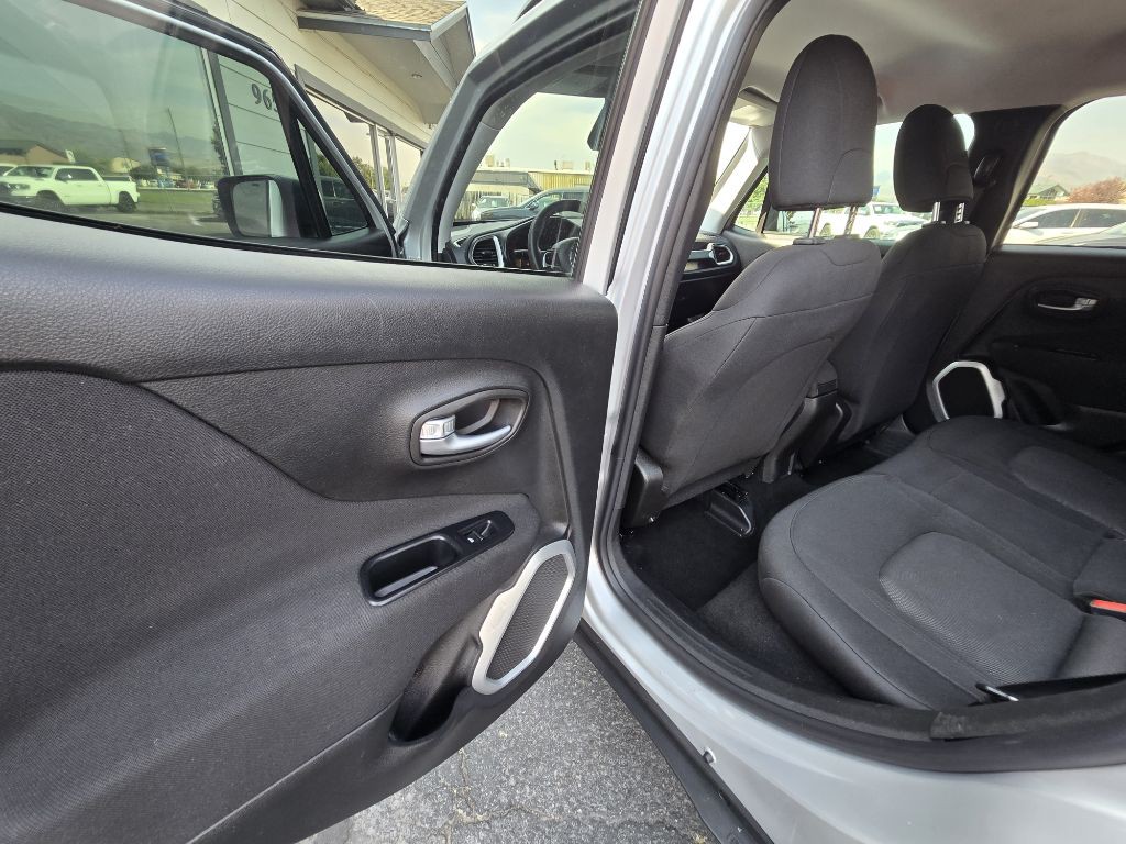2018 Jeep Renegade Image 17