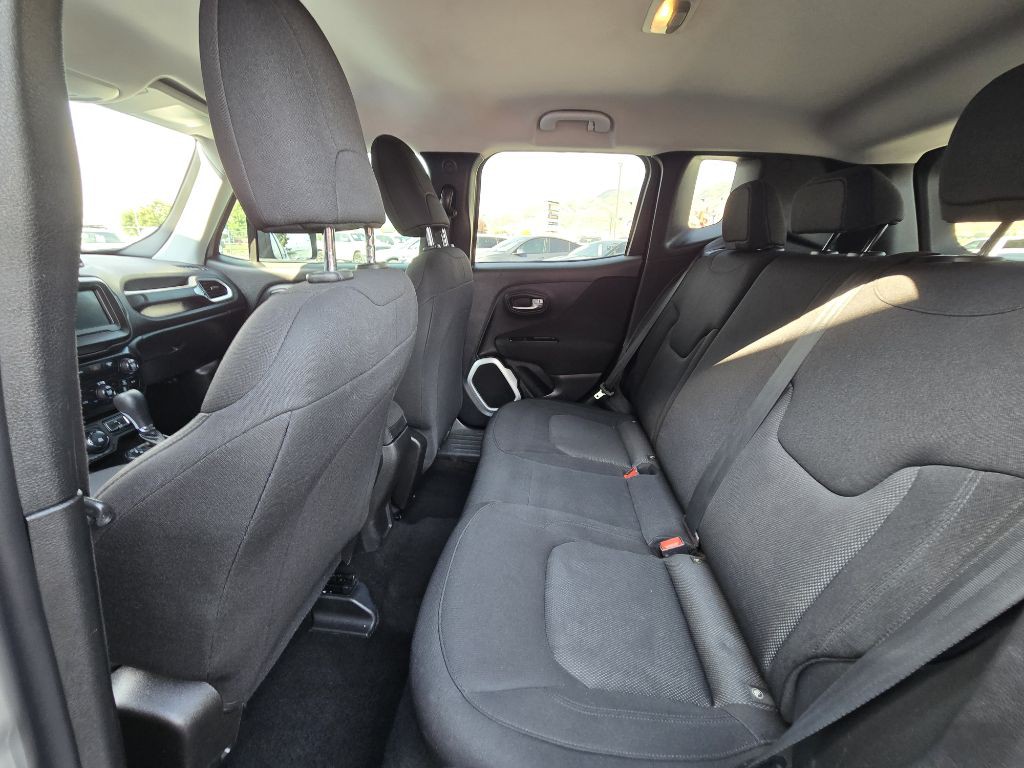 2018 Jeep Renegade Image 18