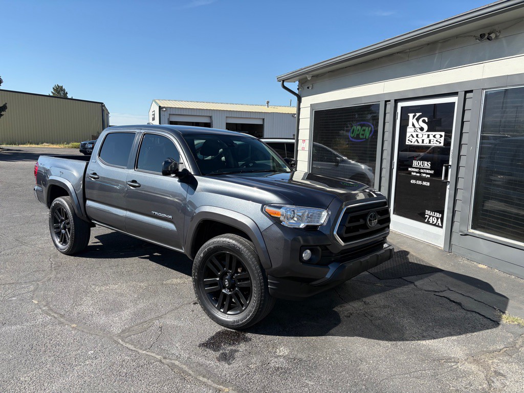 2022 Toyota Tacoma Image 1