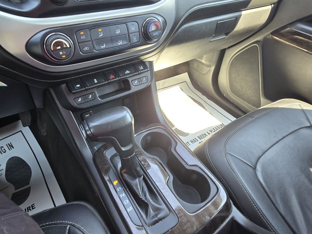 2016 GMC Canyon Image 16