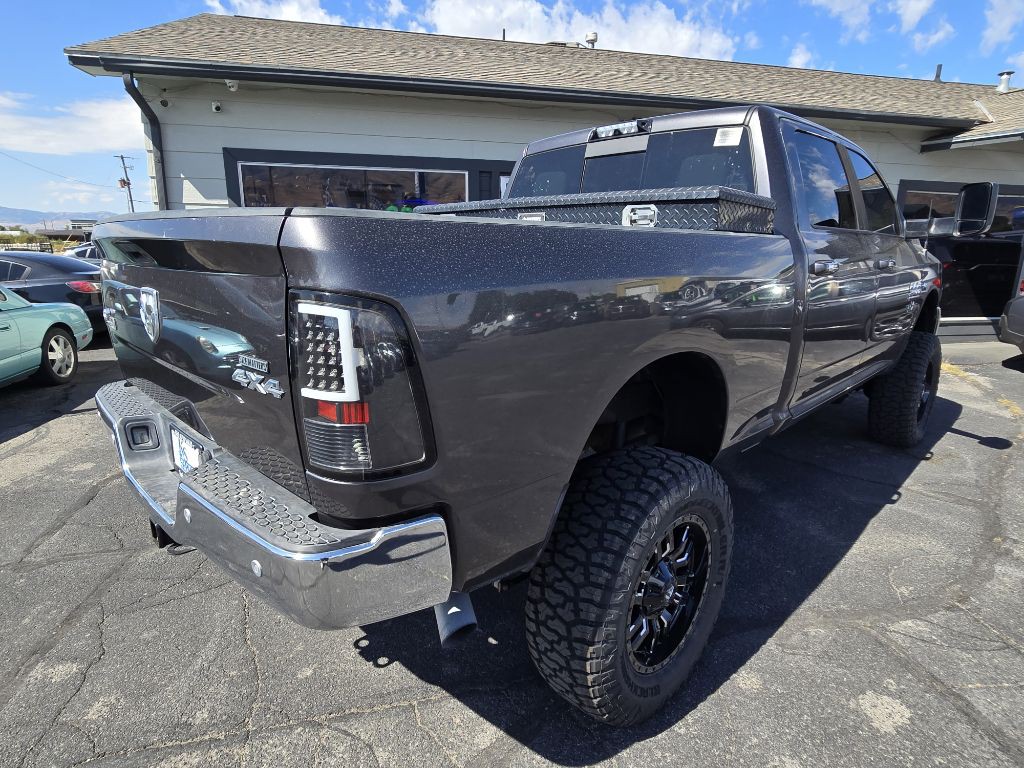 2016 RAM 2500 Image 3