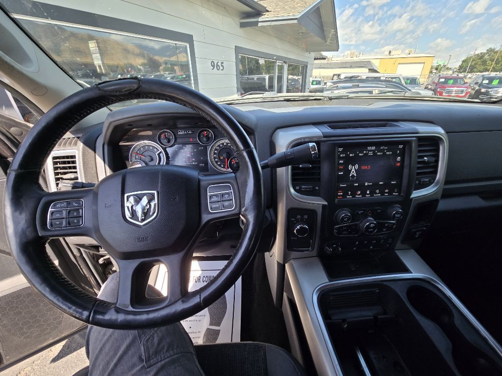 2016 RAM 2500 Image 12