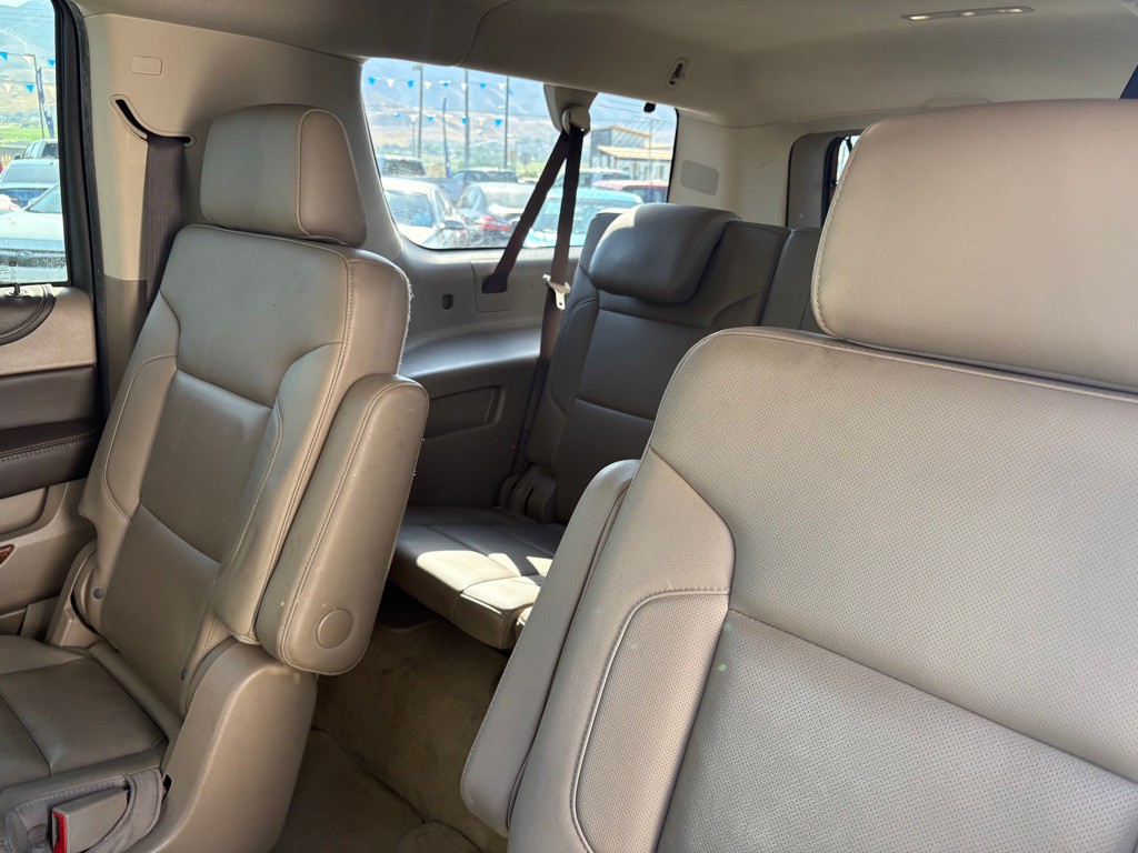 2017 Chevrolet Suburban Image 18