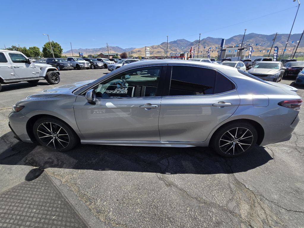 2024 Toyota Camry Image 6