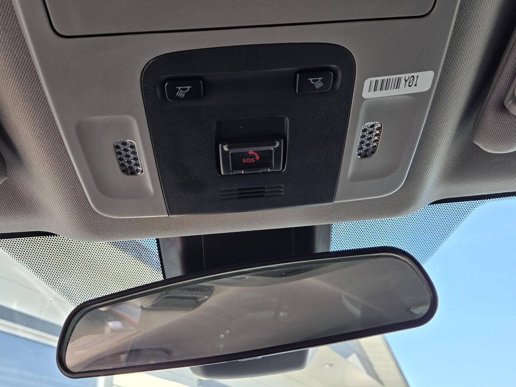 2024 Toyota Camry Image 19