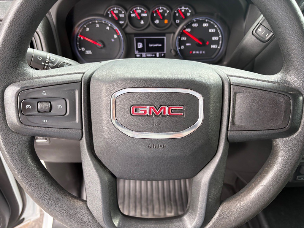 2023 GMC Sierra Image 32