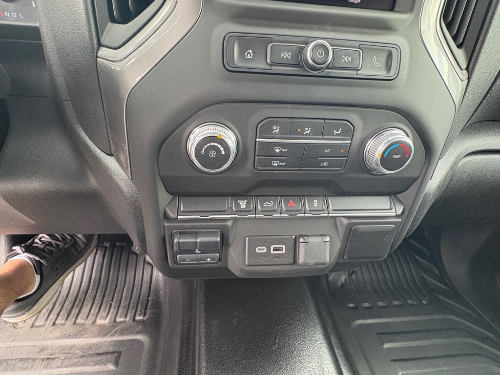 2023 GMC Sierra Image 35