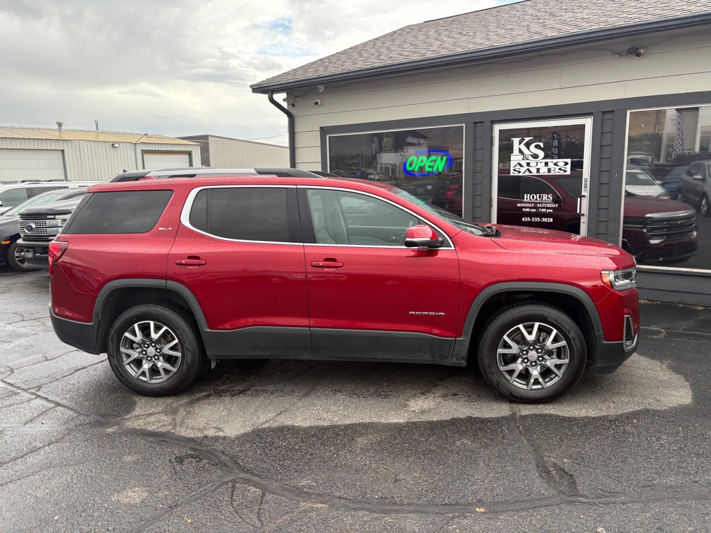 2023 GMC Acadia Image 2