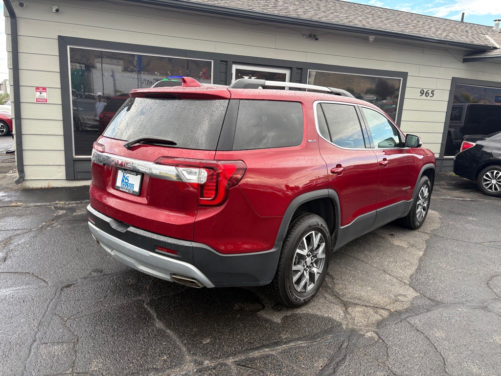 2023 GMC Acadia Image 3