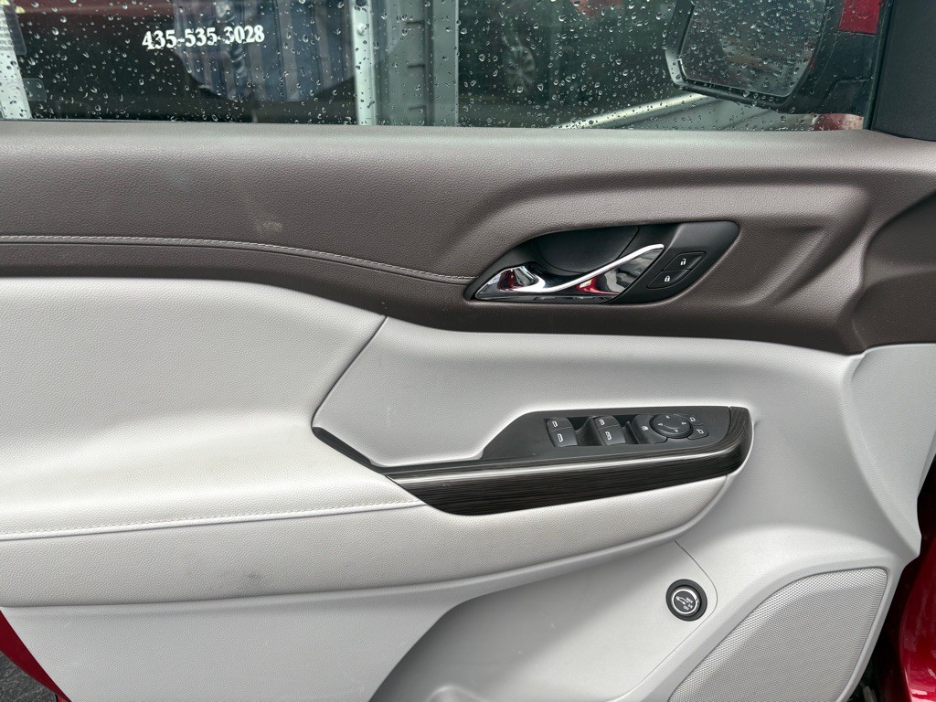 2023 GMC Acadia Image 9