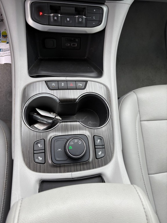 2023 GMC Acadia Image 15