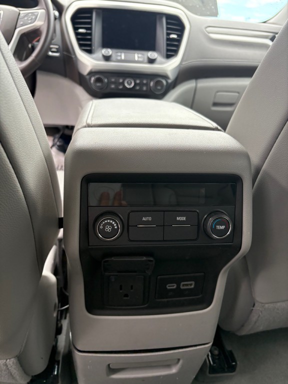 2023 GMC Acadia Image 20