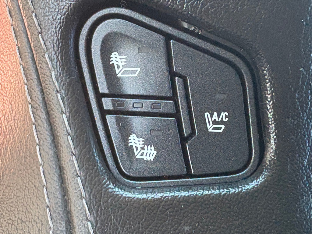2015 GMC Yukon Image 15