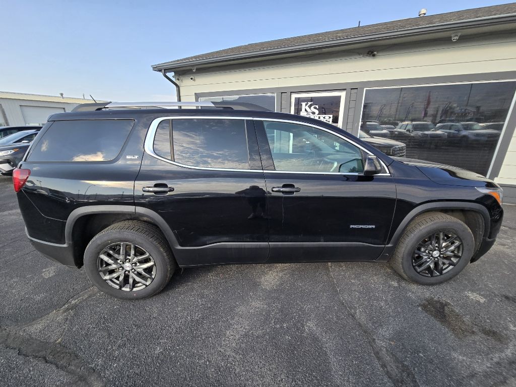 2018 GMC Acadia Image 2
