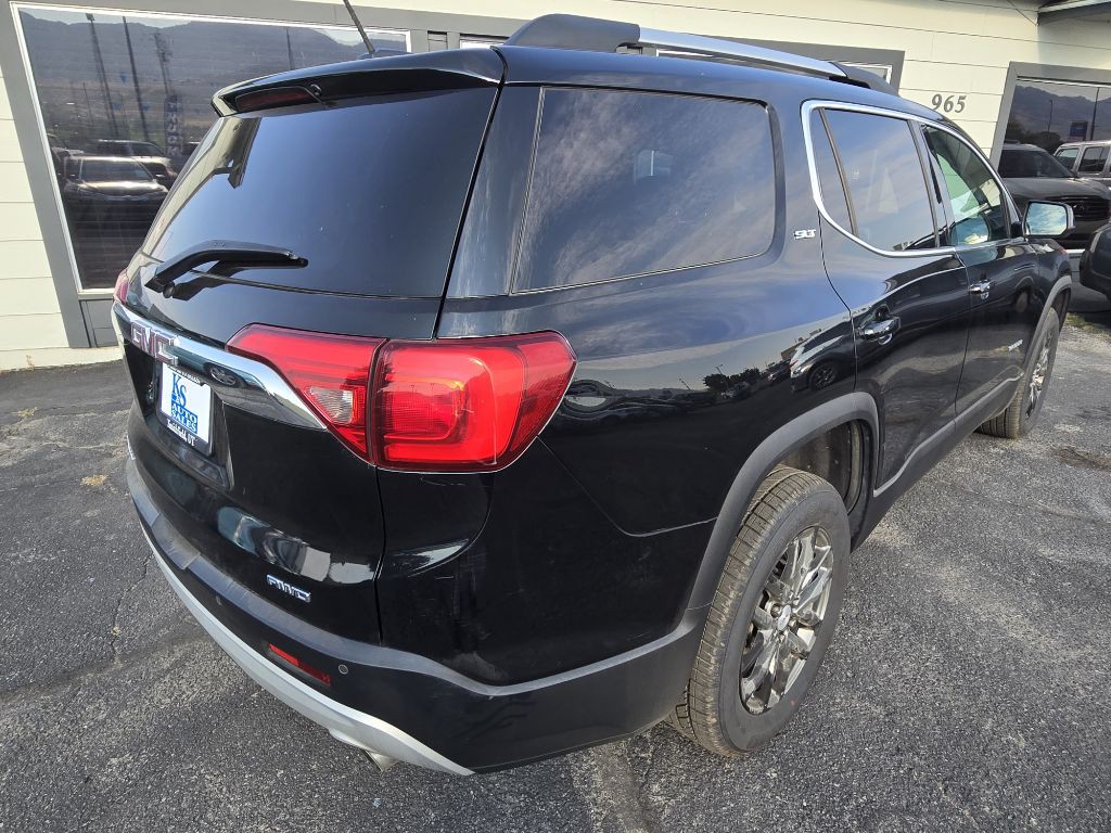 2018 GMC Acadia Image 3
