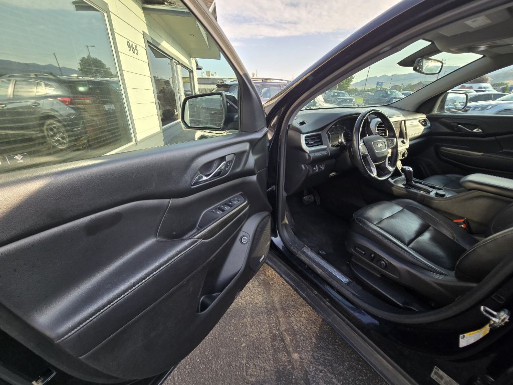 2018 GMC Acadia Image 9