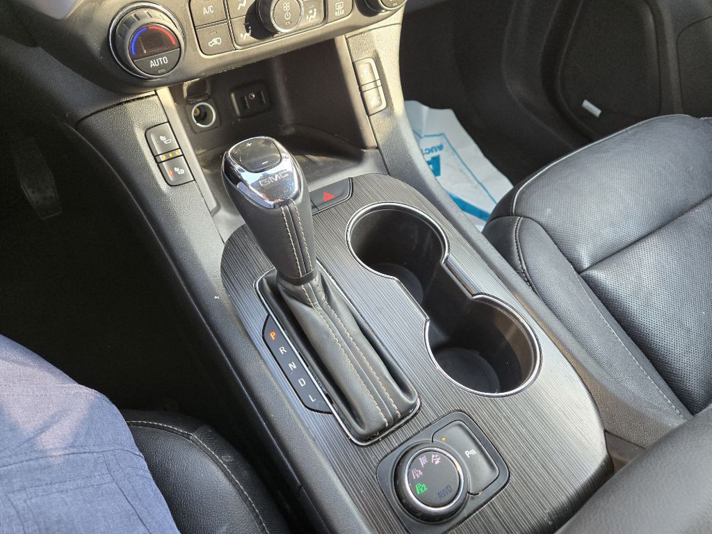 2018 GMC Acadia Image 18
