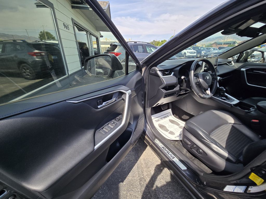 2019 Toyota Rav4 Image 9