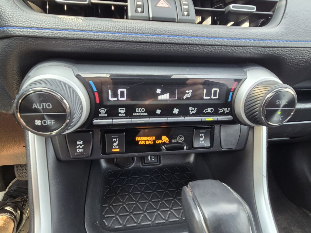 2019 Toyota Rav4 Image 18