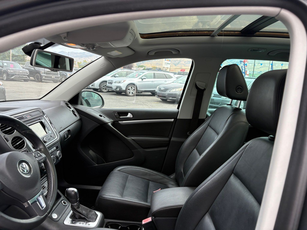 2013 Volkswagen Tiguan Image 9