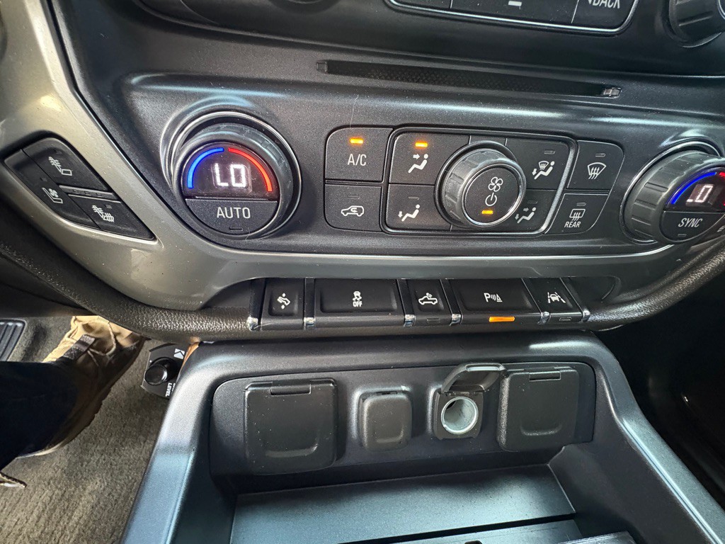 2018 Chevrolet Silverado 1500 Image 13