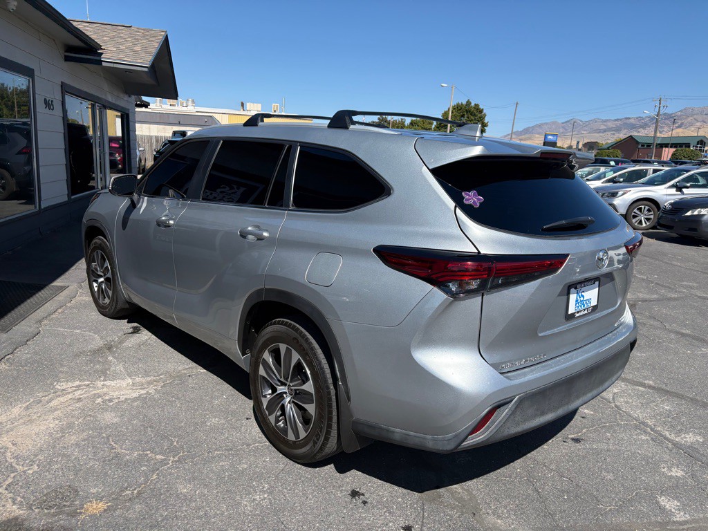2023 Toyota Highlander Image 5